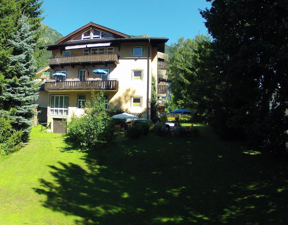 Kur- Und Gastehaus Villa Anna Бад Хофгаштайн Экстерьер фото
